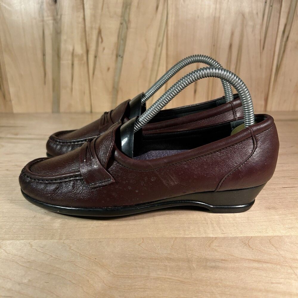 SAS Shoes Womens 8 W Brown Leather Penny Loafers Wedge Comfort Slip On